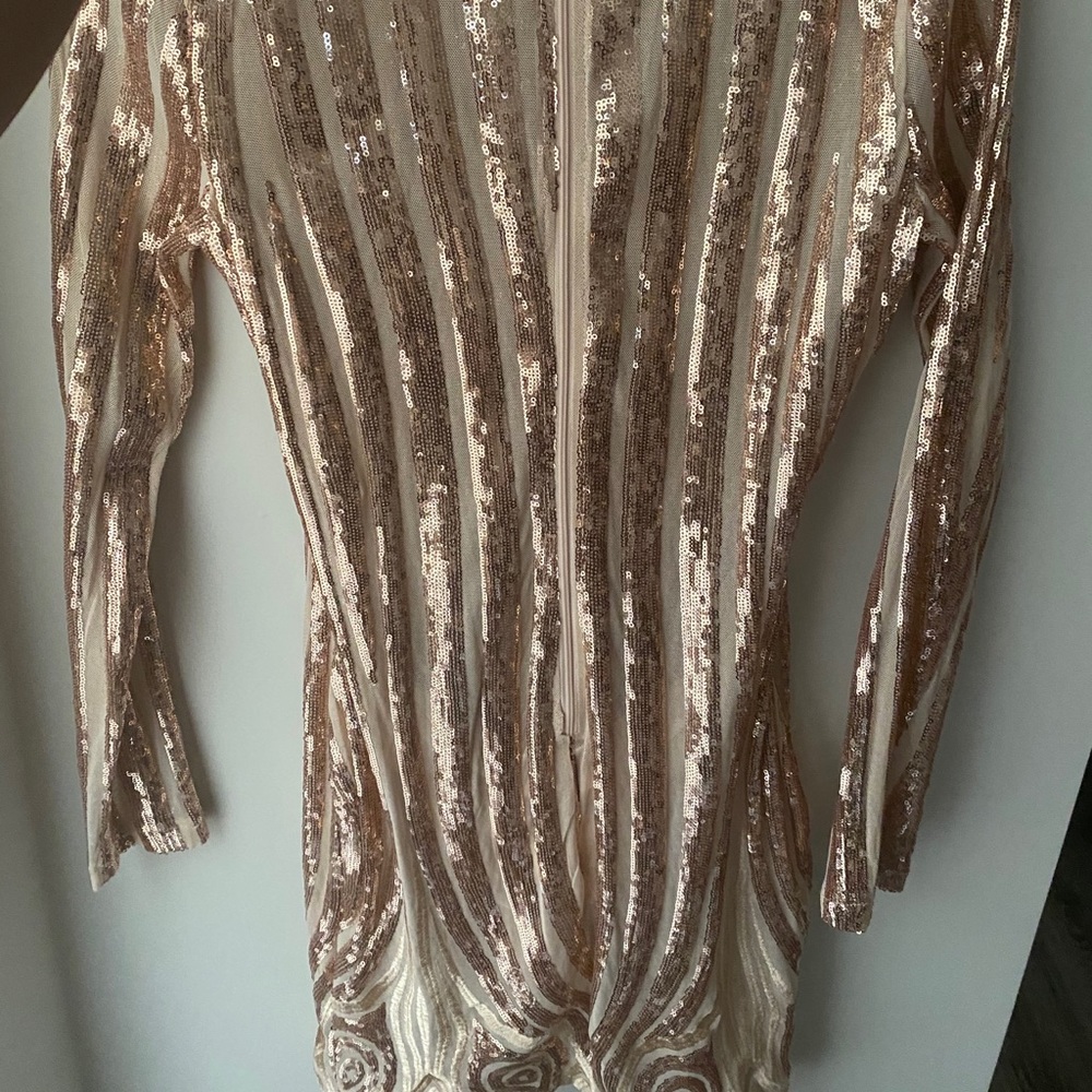 Dress - Picture 2 of 3
